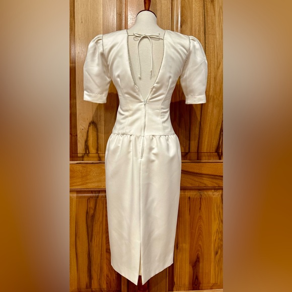 A.J. Bari - VTG 80s Structured White Satin Formal Dress/Crystal Trim - EUC 4 - Picture 8 of 17